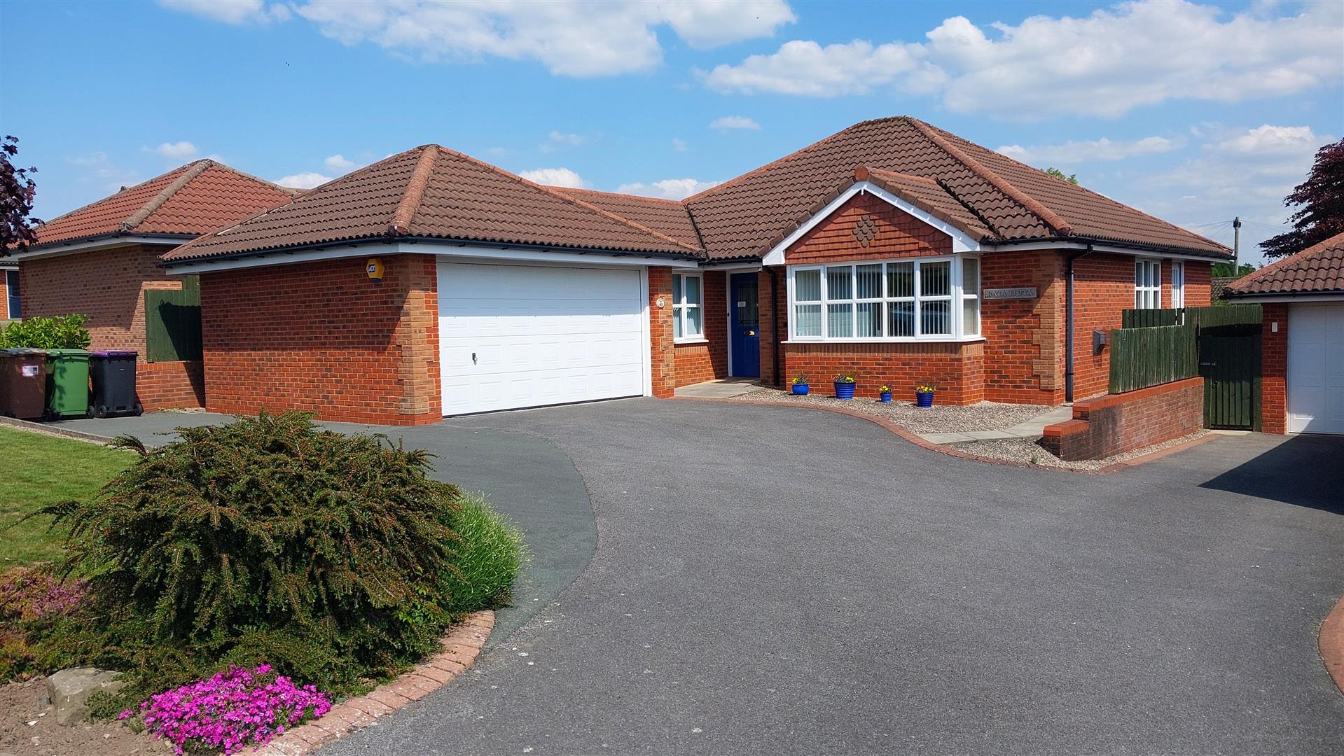 48 High Fawr Avenue, Oswestry, SY11 1TB For Sale 48 High Fawr Avenue, Oswestry, SY11 1TB For Sale